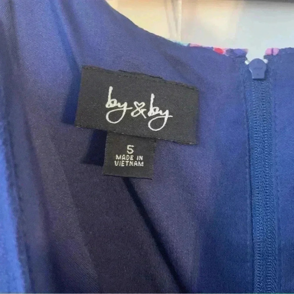 By&By Hi-Low Dress Size 5 floral print blue multi colored dress - Picture 4 of 5